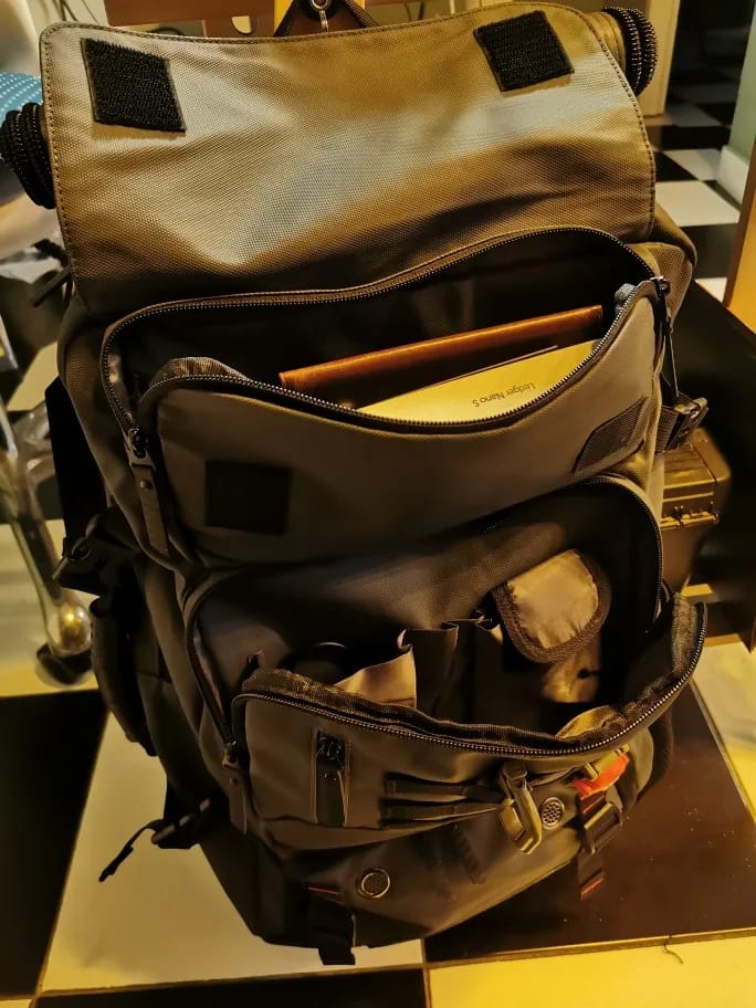Customer photo review of Sac à Dos Voyage Imperméable 50L