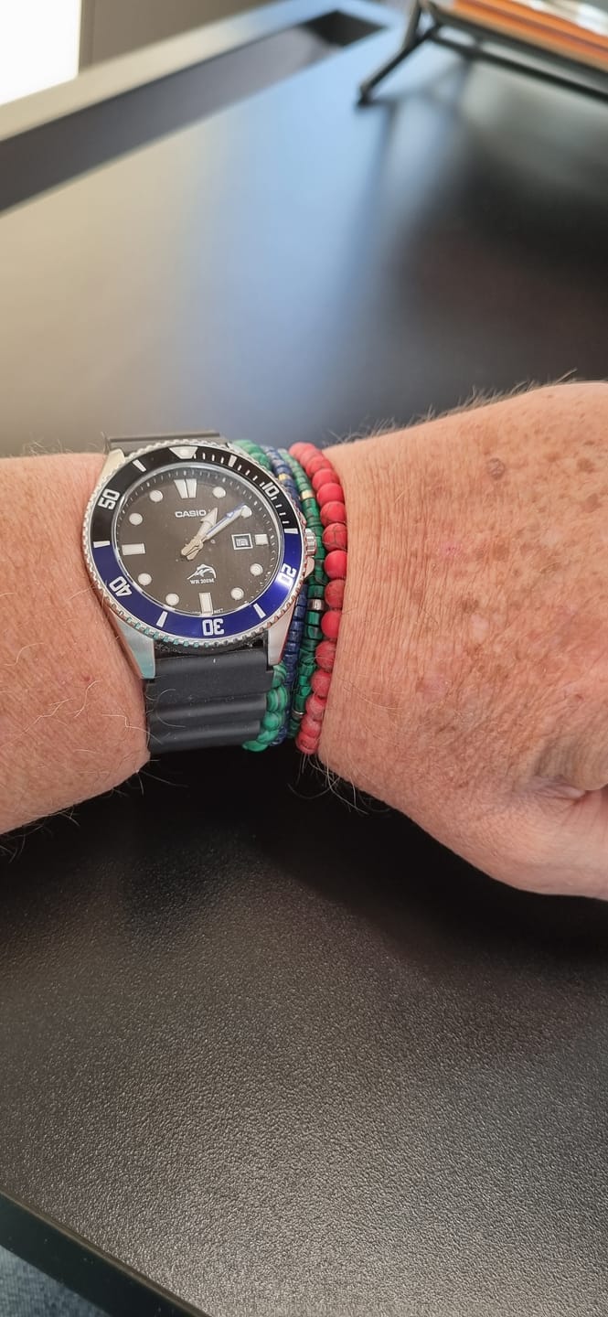 Customer photo review of Reloj Casio Submariner Marlin Duro MDV-106B-1A1VCF Batman Buceo [EXCLUSIVO]