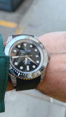 Customer photo review of Oceaneva Men's Deep Marine Explorer II 1250m Damascus Steel Watch Rubber Strap