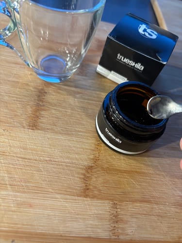 Customer photo review of 100% bioaktives Premium-Shilajit – Trueshila
