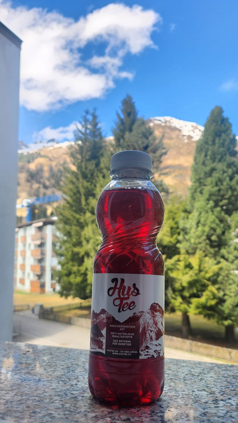 Customer photo review of Hustee 5dl Karton à 12Stk. (CHF 1.90 pro Flasche)
