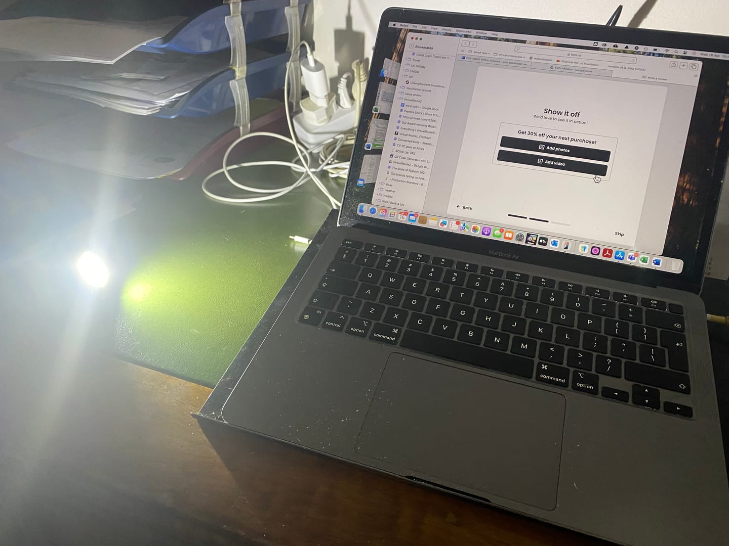 Customer photo review of Lumeo Pro BrightBuddy Keychain Light (FREE GIFT)