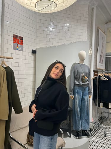 Customer photo review of JL070A GV-cut Vegan Leather Detailed Jacket