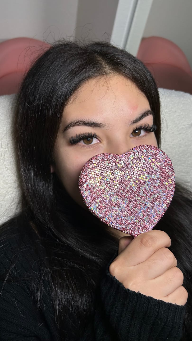Customer photo review of Cashmere™ Fauxmink Lashes 0.07MM