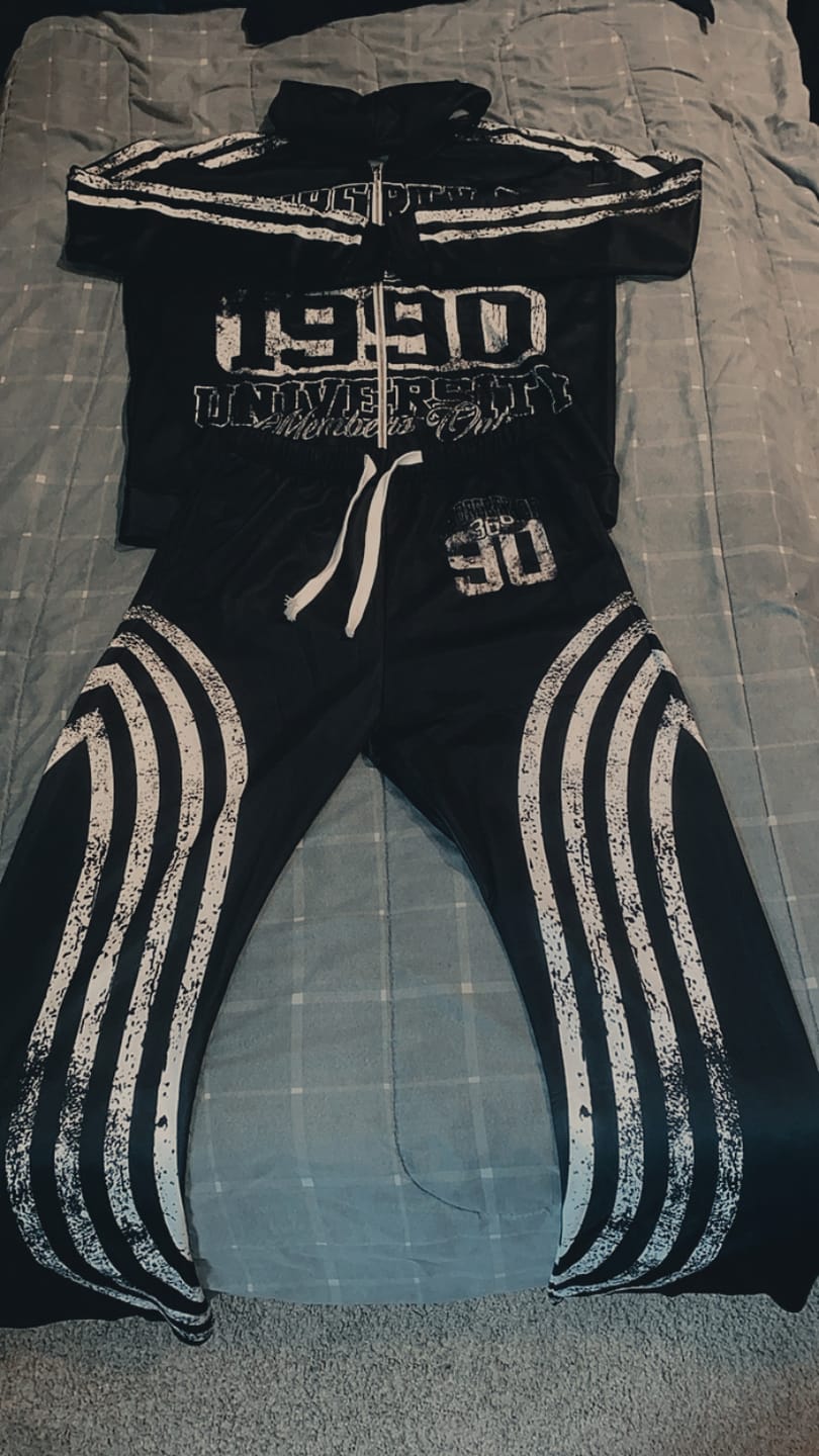 Customer photo review of University Members Zip Hoodie & Flare Sweatpants Set