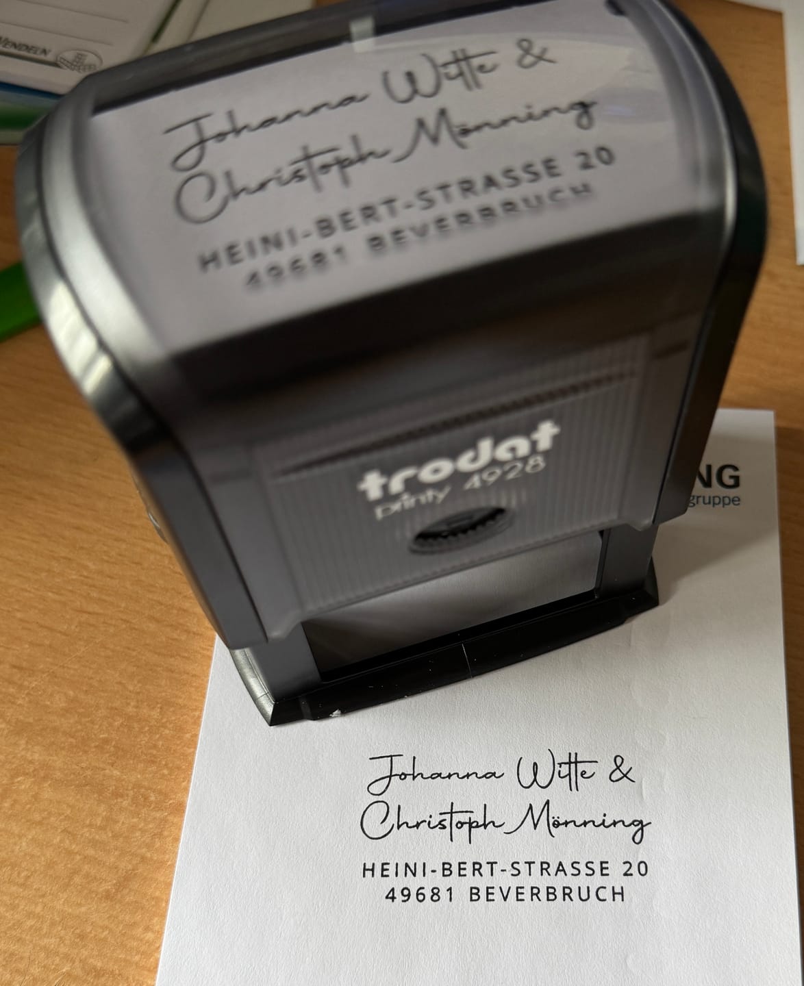 Customer photo review of Adressstempel mit moderner Schreibschrift #072