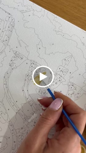 Customer video review of צביעה לפי מספרים בעיצוב אישי