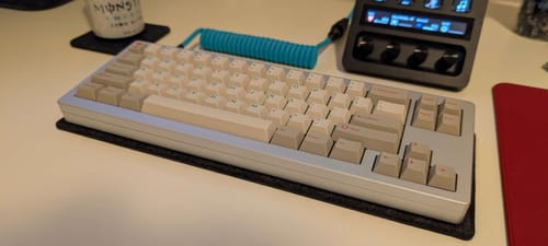 Customer photo review of KEEBMAT™ Premium Felt Edition (incl. Free Coaster!)