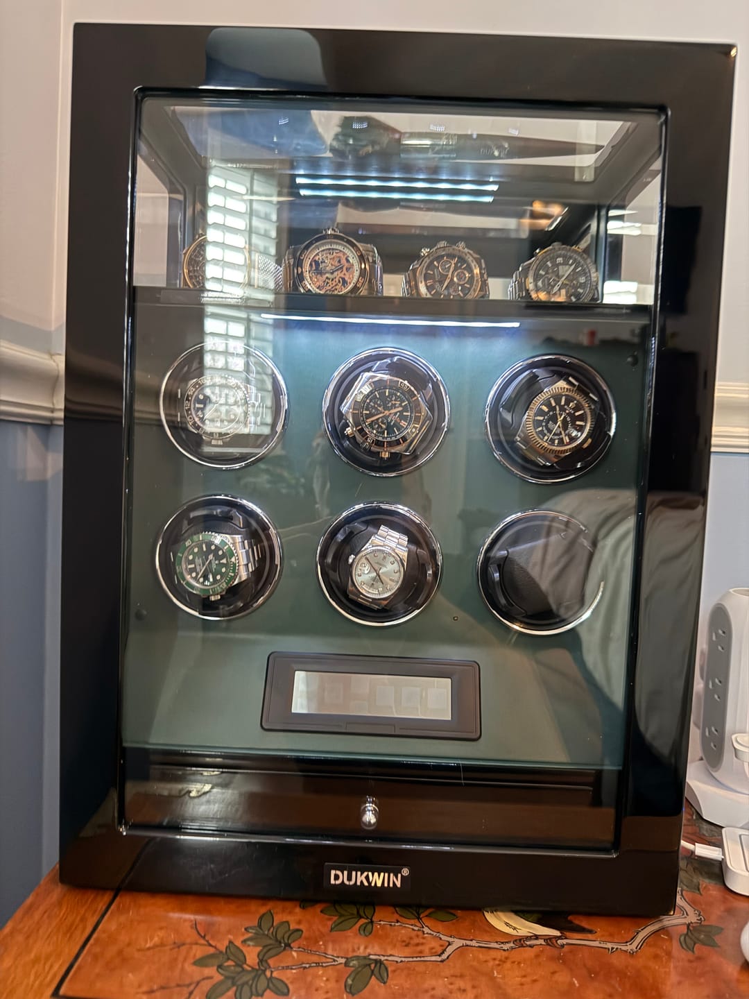 Customer photo review of Patented Design Watch Winders with Watch Holder Fingerprint Lock Ultra Quiet Motor