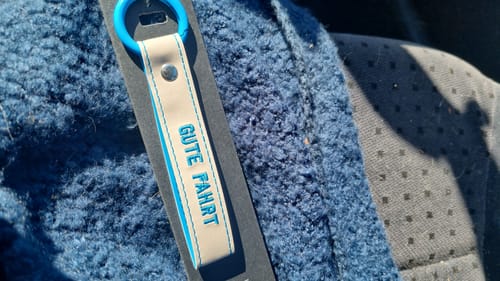 Customer photo review of Kennzeichen Schlüsselanhänger Mini Nummernschild Metall