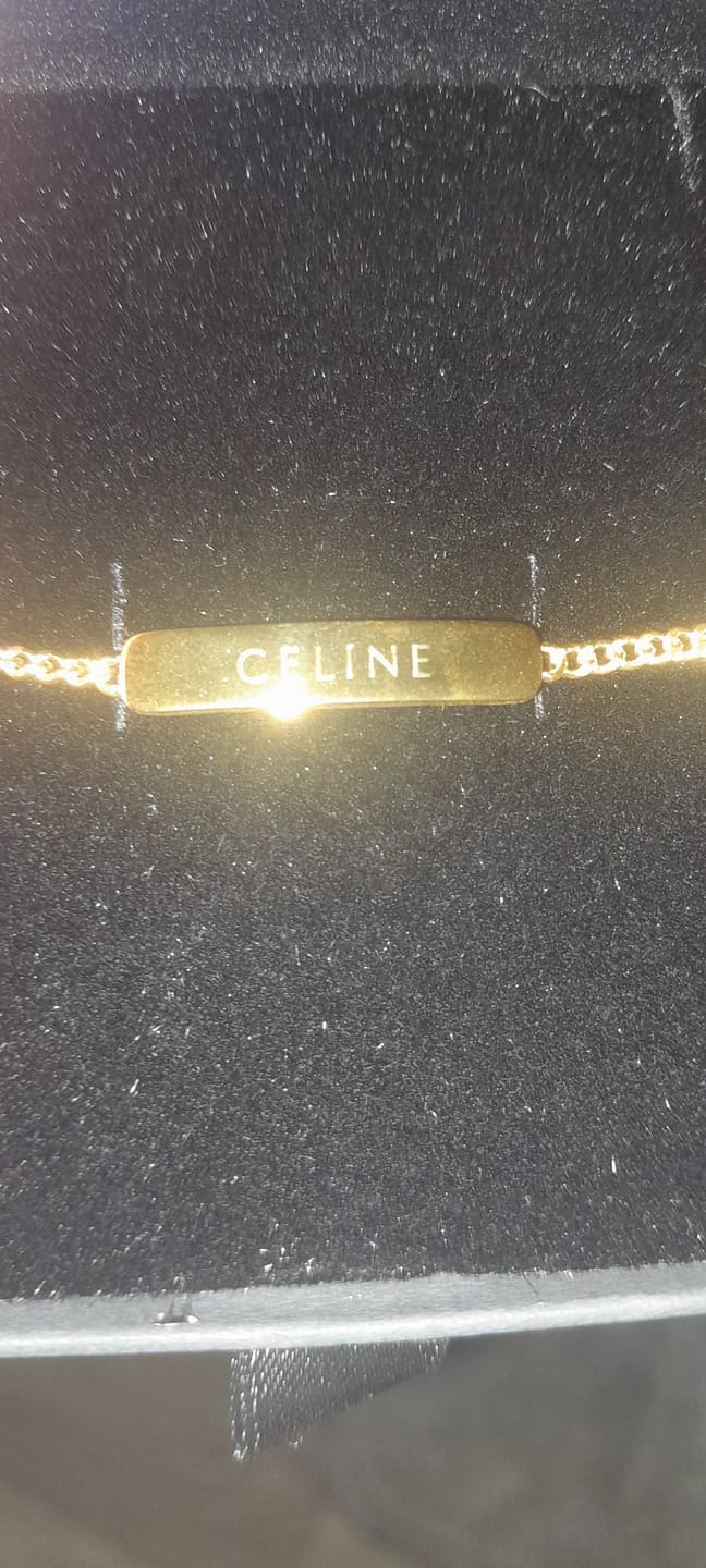 Customer photo review of The Engraved Bracelet Gold