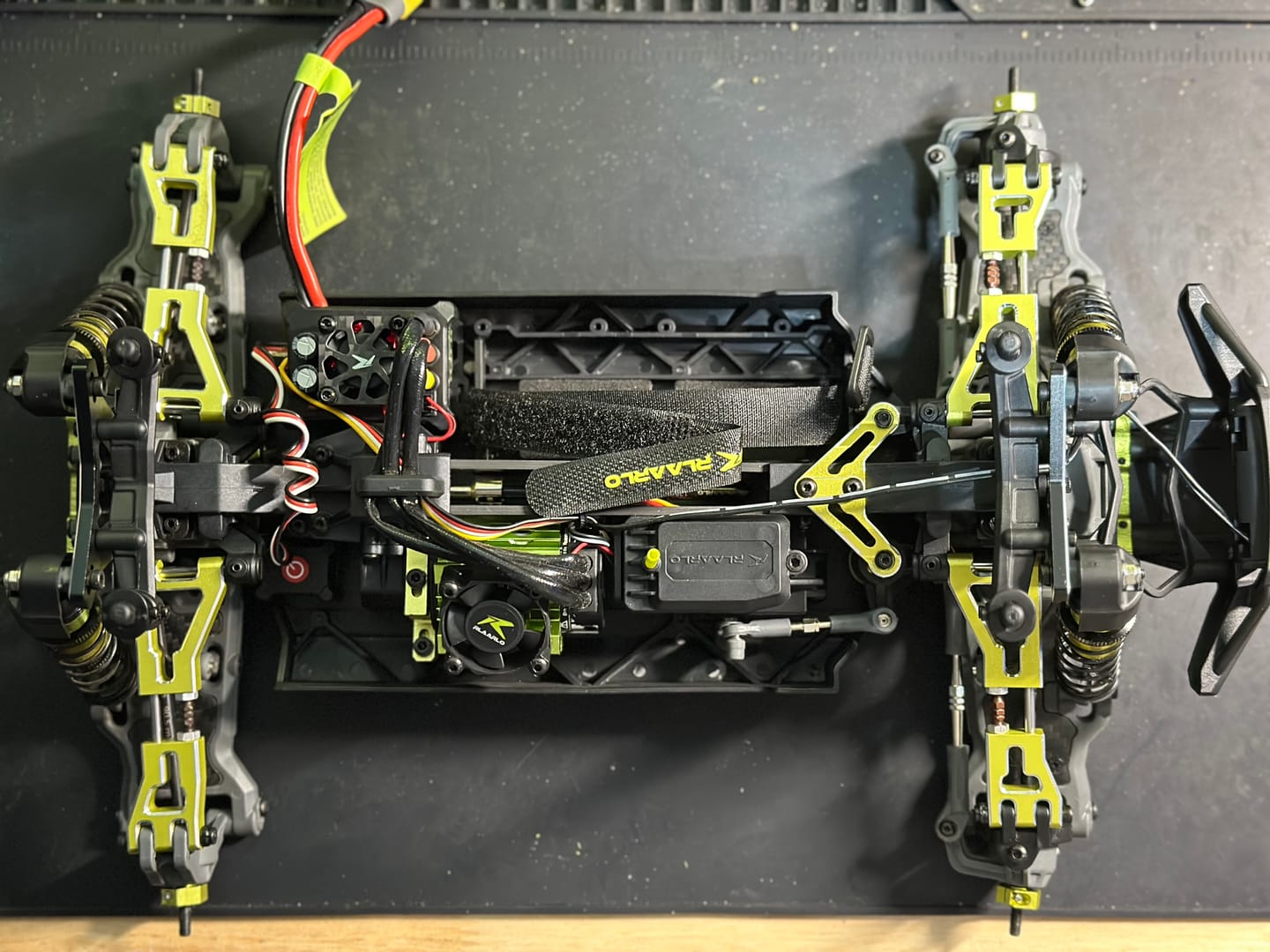 Customer photo review of Aluminum Rear Upper Suspension Arm,with S2 Turnbuckle For RZ001