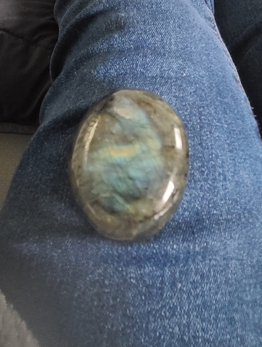 Customer photo review of Galet en Labradorite de Madagascar - Protection