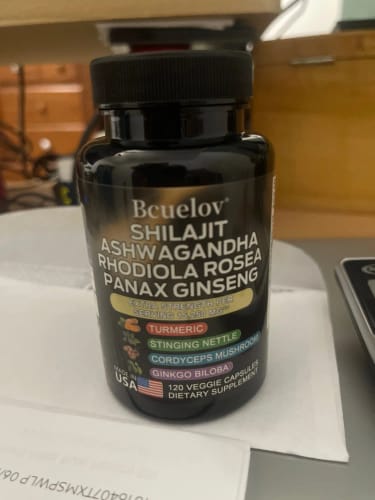 Customer photo review of Shilajit Resin Himalaya Capsules - 15250 mg - Combination of Ashwagandha, Ginseng, Cordyceps, Ginkgo, Turmeric