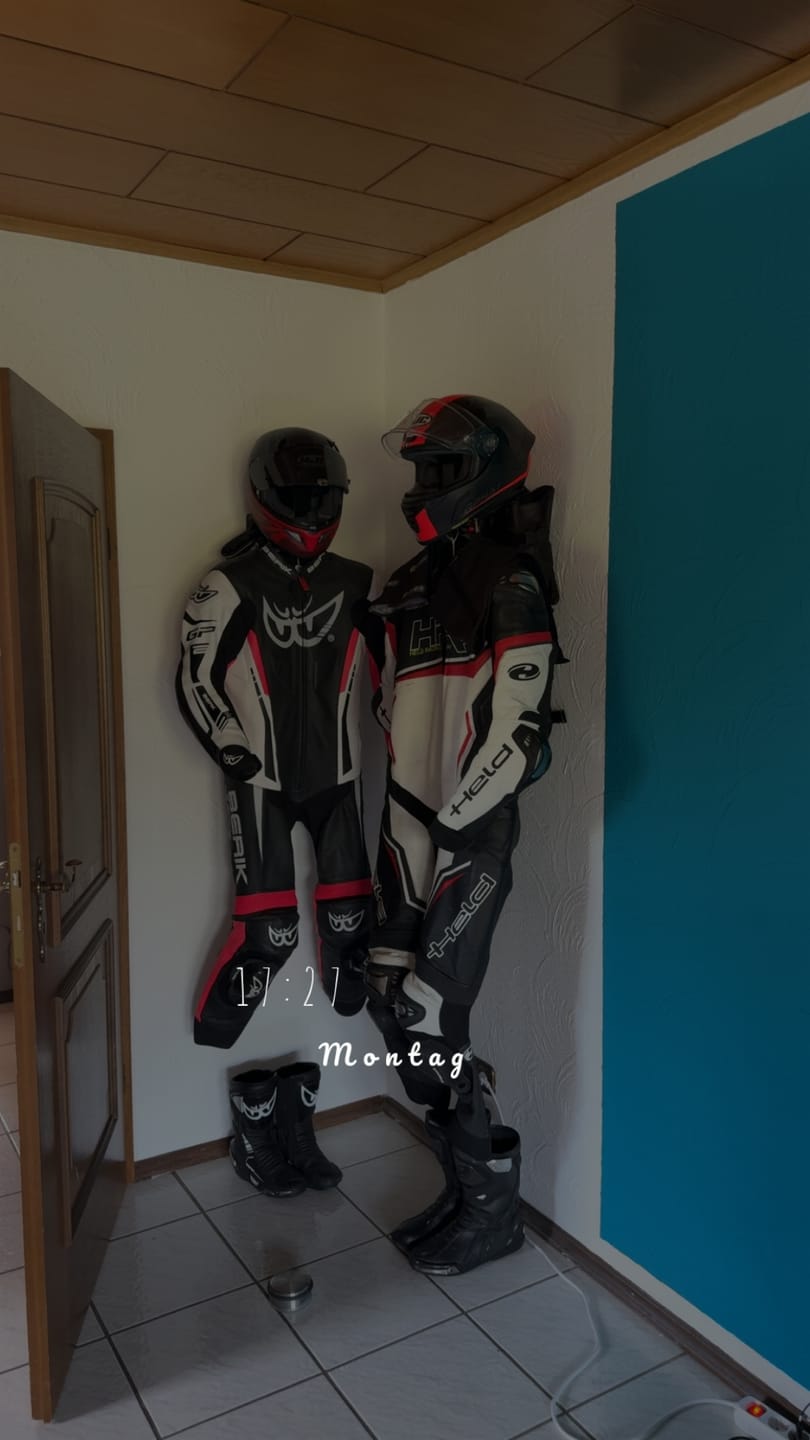 Customer photo review of SUITBASE® PRO - DIE MOTORRAD GARDEROBE