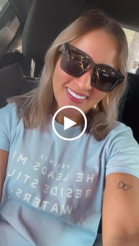 Customer video review of Isabelia Grey