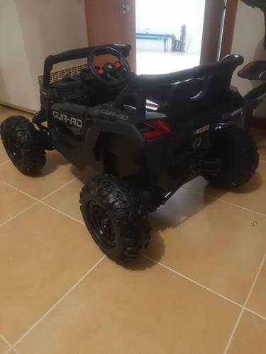 Reseña con foto de un cliente sobre Carro Elétrico para Criança MAVERICK STYLE 4x4 24v Preto c/ RODAS DE BORRACHA & ASSENTO EM PELE