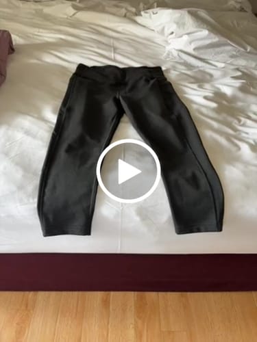 Customer video review of McKenna Capris -Black