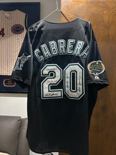 Customer photo review of Miguel Cabrera Autograph Signing