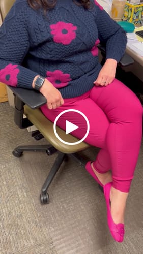 Customer video review of Betsey's Jeggings