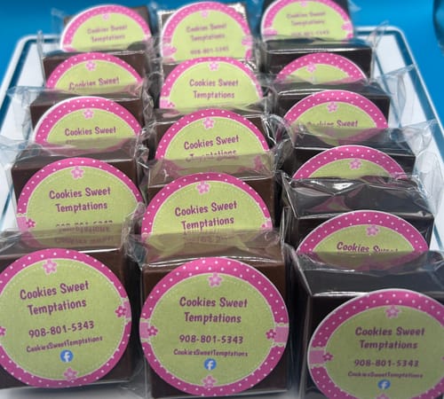 Customer photo review of Square Medium Brazilian Honey Bread 3-Part Chocolate Mold (BWB)