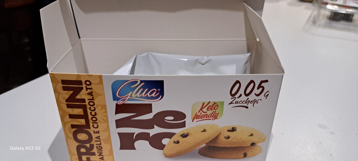 Customer photo review of Frollini proteici con gocce di cioccolato