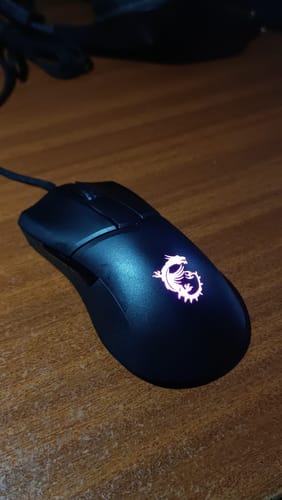 Customer photo review of Mouse Gaming MSI CLUTCH GM31 Lightweight - Óptico 12,000 DPI - 6 Botones - RGB