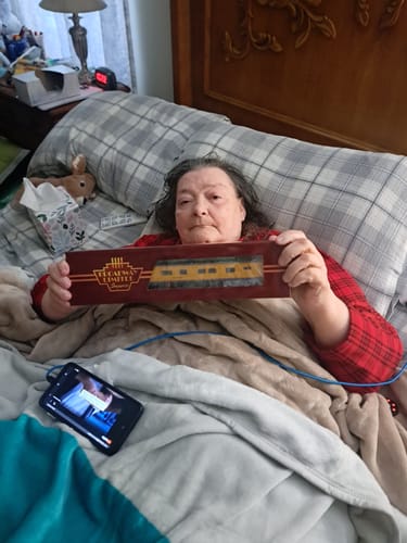 Customer photo review of BLI 9014 Union Pacific Business Car, UP #119 "Kenefick", "George Bush Funeral Train" Drumhead, HO