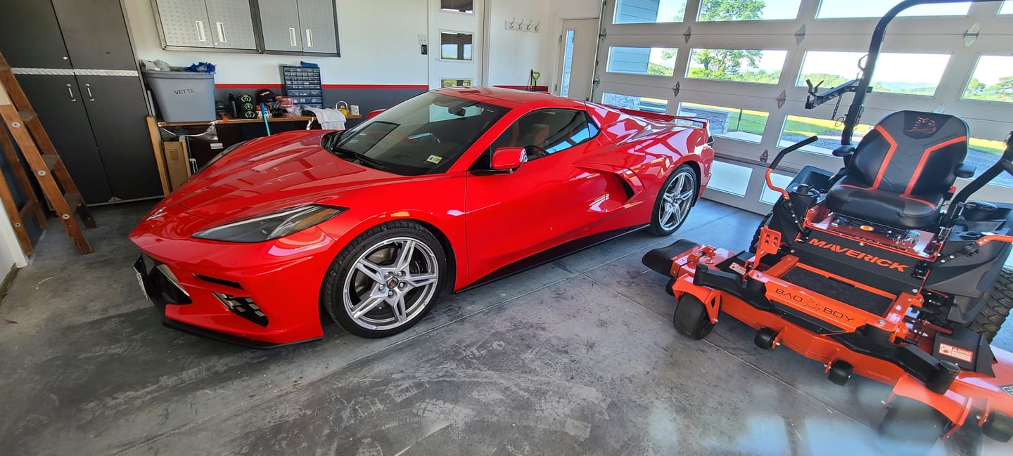 Customer photo review of Corvette C8 EOS Performance Side Skirts