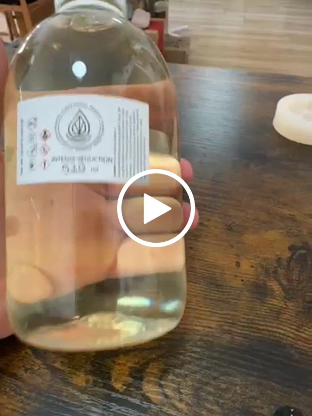 Customer video review of Fragancia INTENSE SEDUCTION