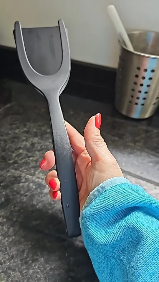 Customer photo review of 2 in 1 Spatula  (BUY 1 GET 1 FREE)