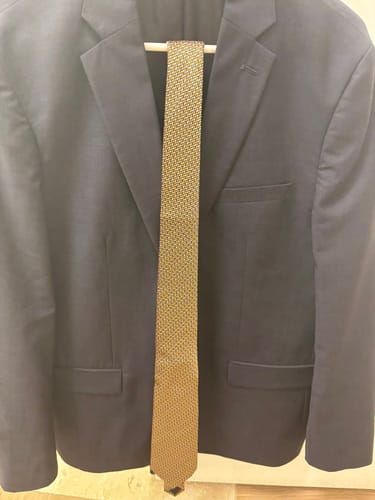 Customer photo review of Barry Wang Men's Gold White Floral Silk Tie Handkerchief Cufflinks Set