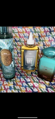 Customer photo review of Pisces Glaze Dry Body Oil, 8 oz| Sea Salt + Orchid