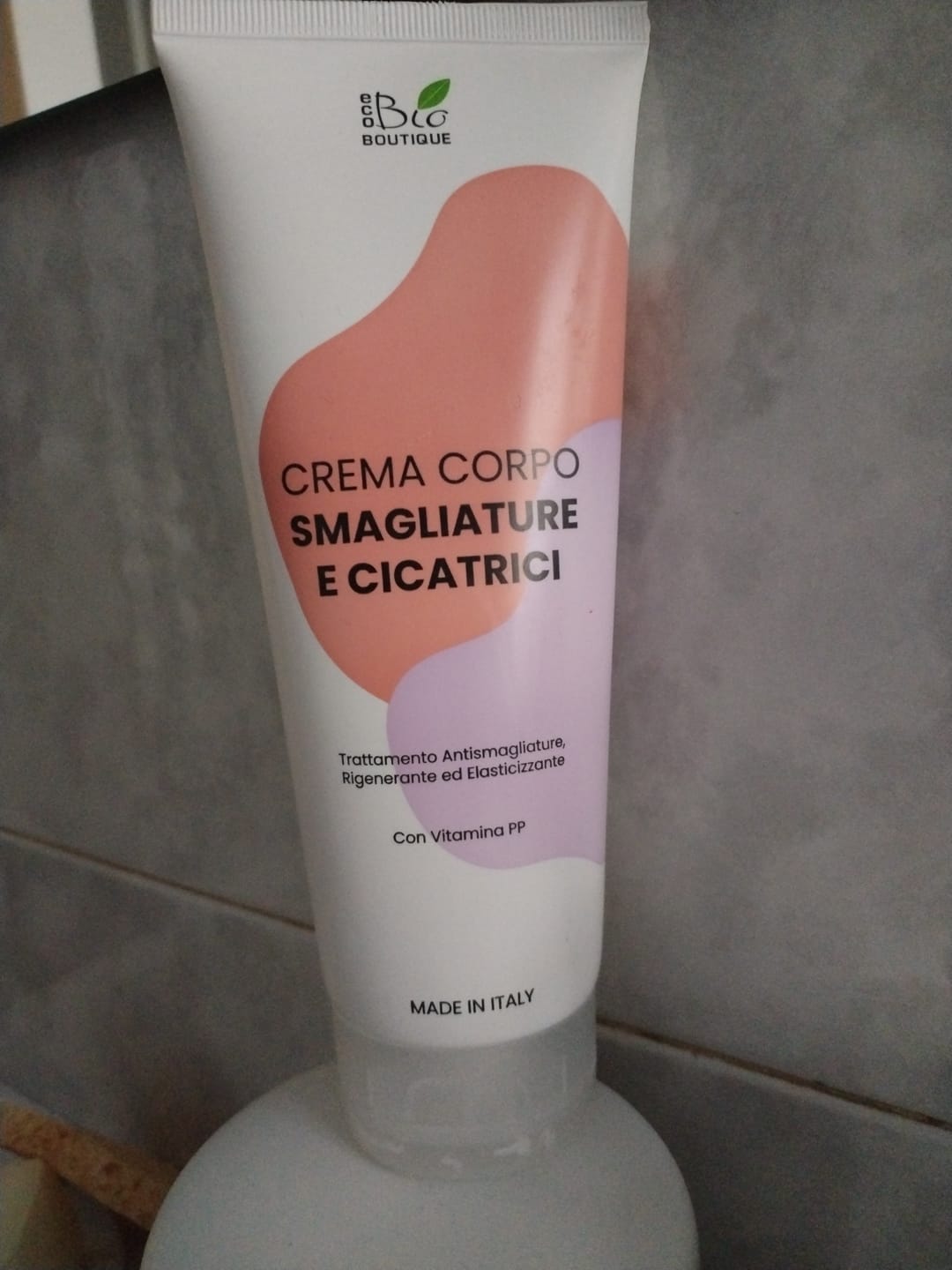 Customer photo review of Crema Corpo Smagliature e Cicatrici