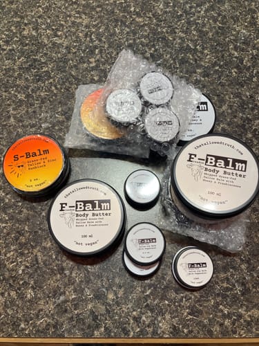 Customer photo review of F-Balm "free speech" lip balm - Premium Tallow Peppermint Lip Balm 15ml - 3 Pack