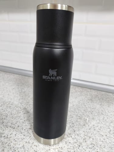 Customer photo review of Stanley Adventure To-Go Bottle Siyah 1 L