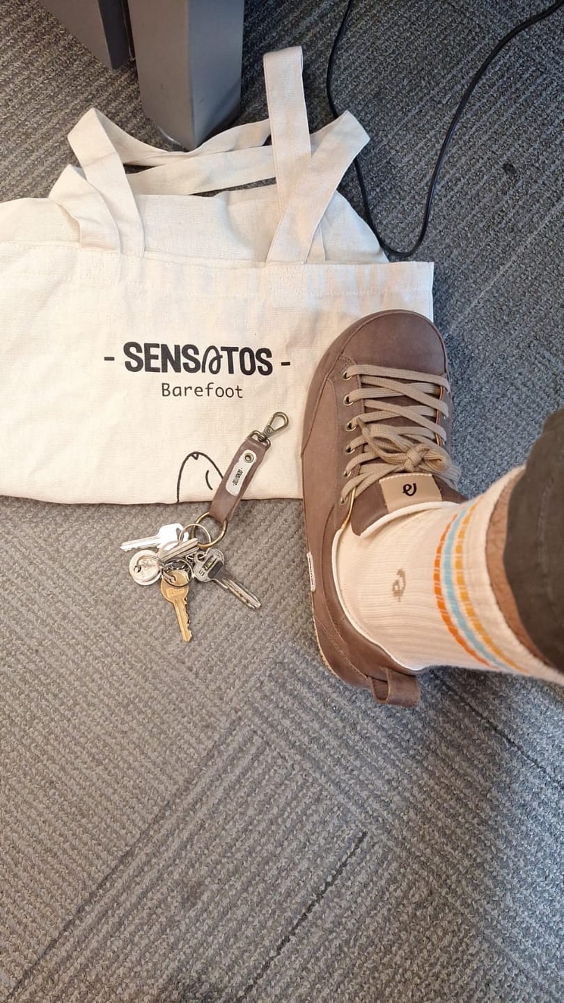 Customer photo review of Zapatilla A1. Café