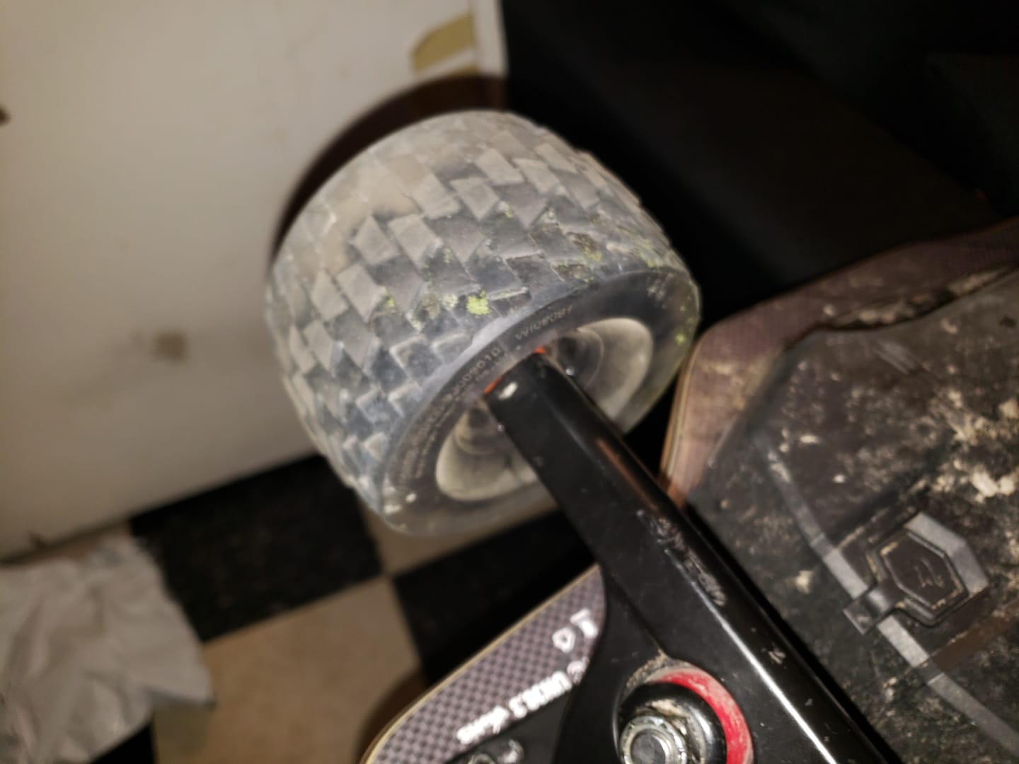 Customer photo review of 105mm Cloud Wheel Donut for Hub motors: G3, G2 black,Mini and G5