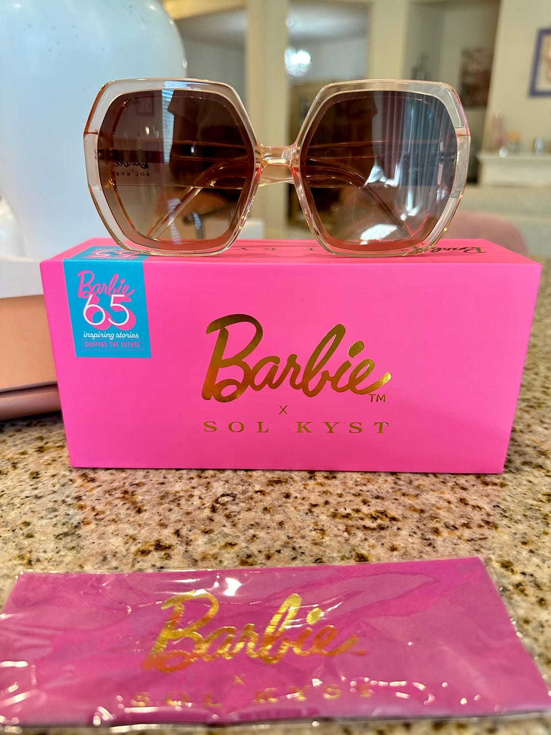 Customer photo review of Barbie™ x Sol Kyst | Empress