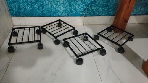 Customer photo review of United Crafts Rozy Wheel Pot Stands for Planters