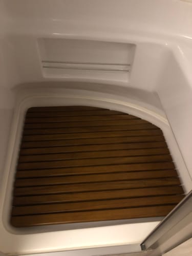 Customer photo review of 22FB / 23FB Airstream Teak Shower Mat