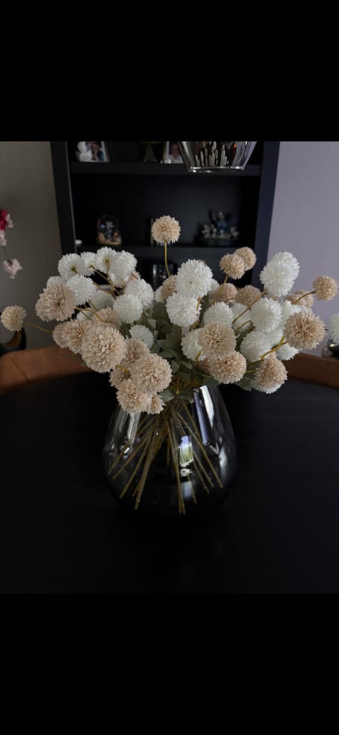 Customer photo review of Zijden Kiku Bloemen - Wit