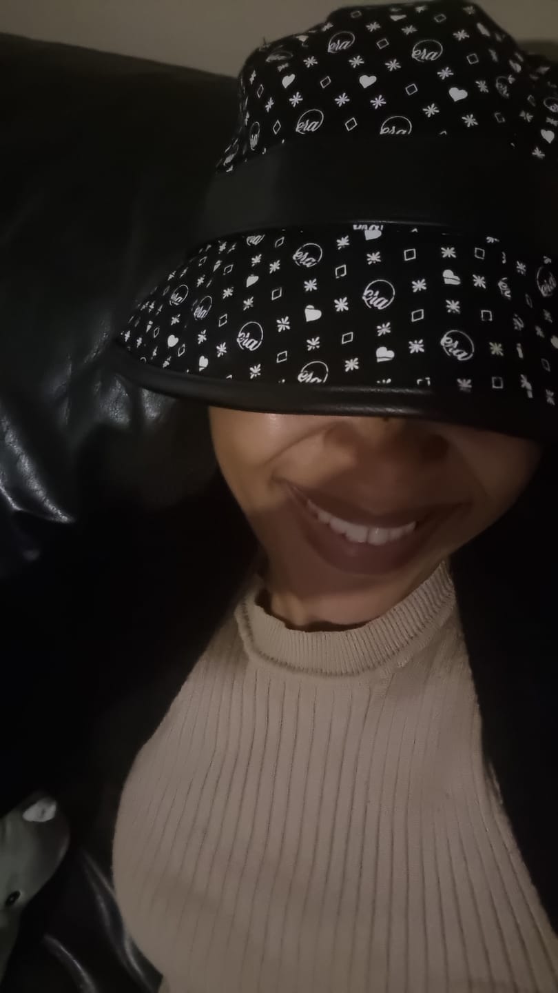 Customer photo review of Era Bucket Hat