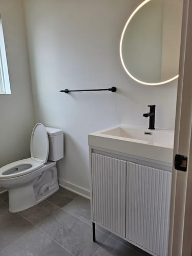 Customer photo review of Bayford Modern Vanity (18"-72")