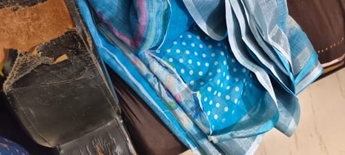 Customer photo review of Blue Floral Digital Printed Linen Saree