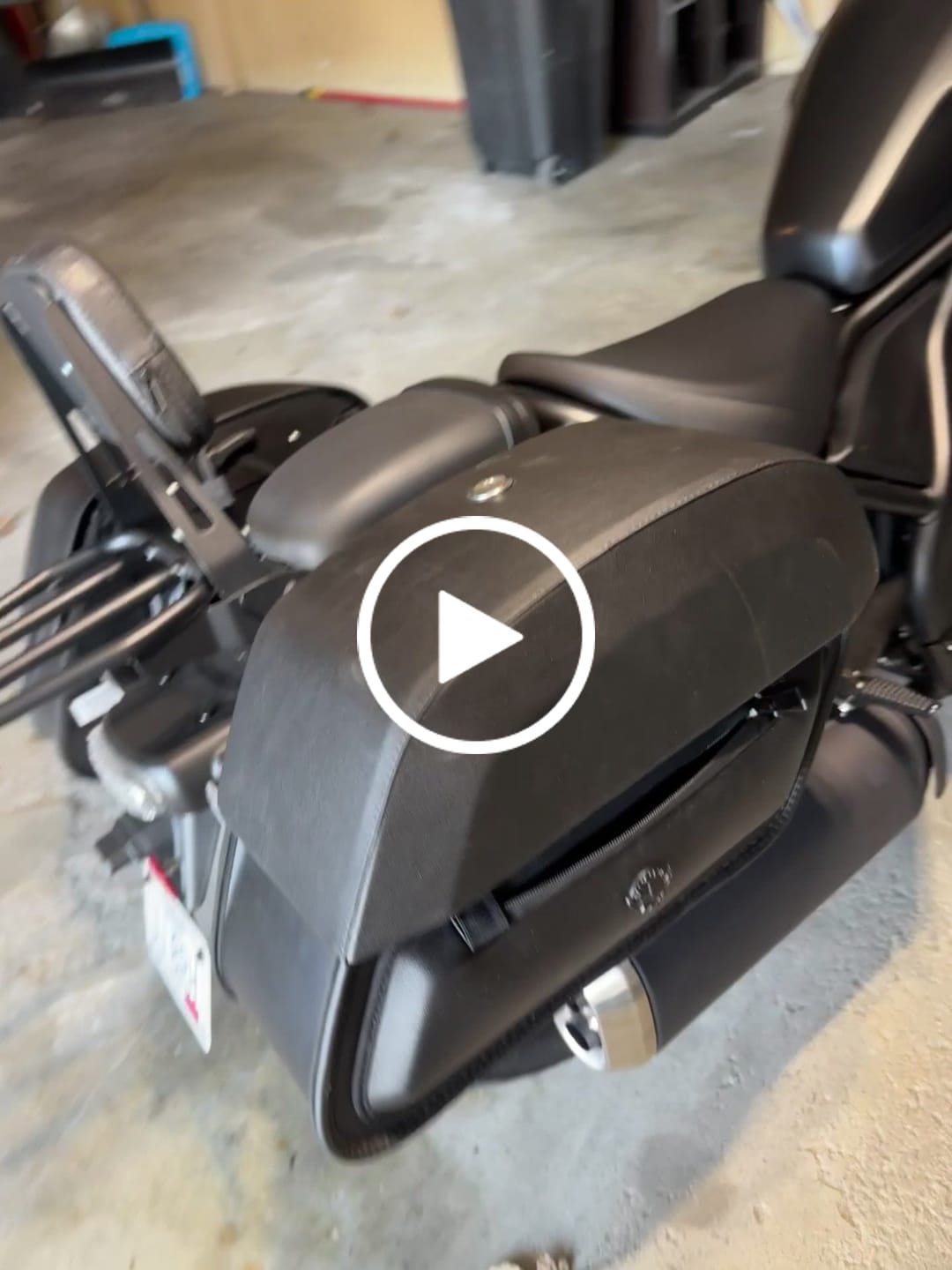 Customer video review of 28L - Pantheon Medium Quick Mount Honda Rebel 1100 Motorcycle Saddlebags