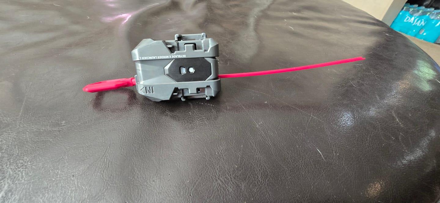 Customer photo review of [Pre-order] Takara Tomy Beyblade X BX-40 Winder Launcher (L)