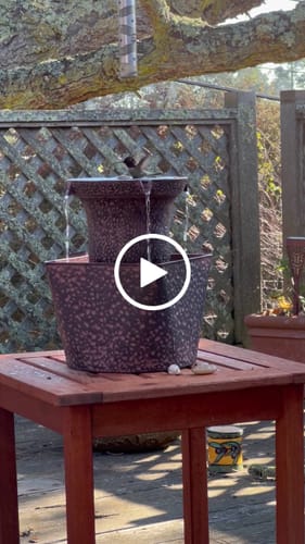 Customer video review of Two Button Fountain Pump and Battery Compartment - no connection port