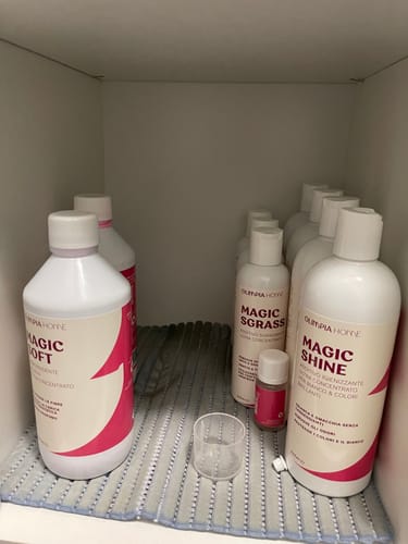 Customer photo review of Magic Wash - Il Detersivo Professionale per un Bucato Perfetto