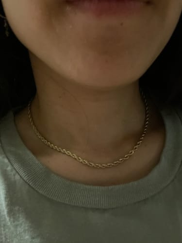 Customer photo review of Thin Rope Chain